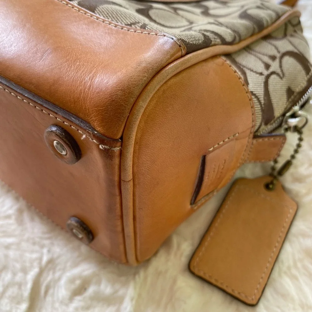 Coach vintage signature